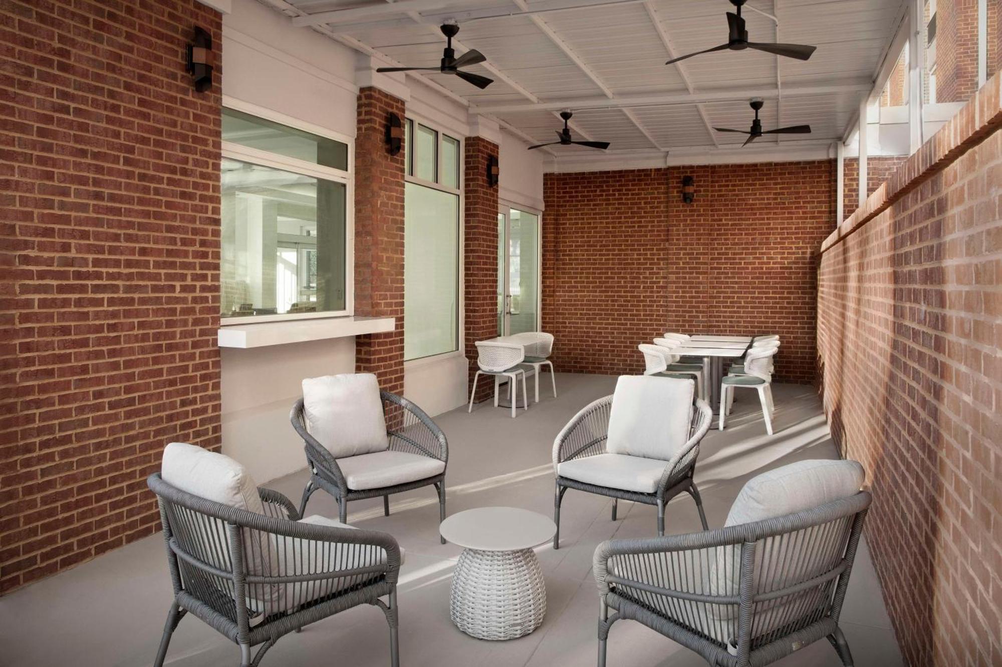 Hilton Garden Inn Atlanta North/Johns Creek Eksteriør billede